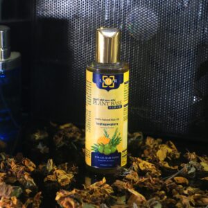 Layur Dr.Wick Marigold & Rosemary Plant Base Hair Oil